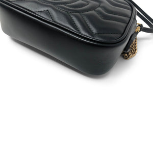Gucci GG Marmont Matelassé Mini Camera Bag